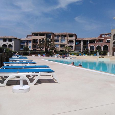 Appartement T2 Avec Piscine A 100 M De La Plage سيكس-فور-لو-بلاج المظهر الخارجي الصورة
